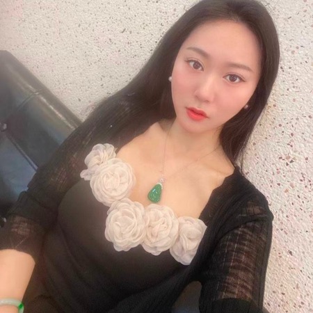 Emma - über WhatsApp, Freiburg im Breisgau