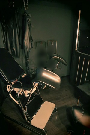 Dominastudio Mistress Empire, Hamburg-Dulsberg