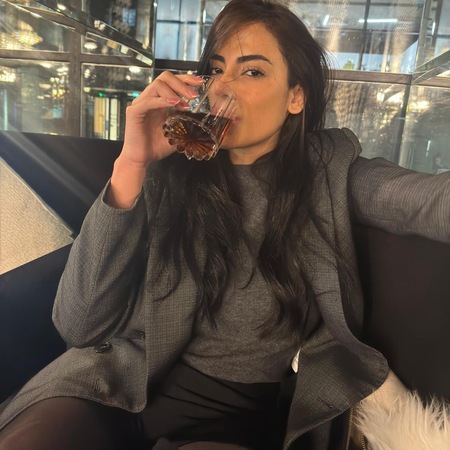 Anya Vallois, Stuttgart