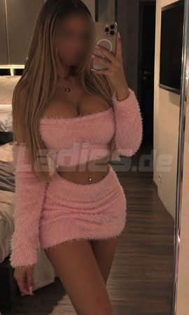 Alina Dorango Deutsch, Wiesbaden