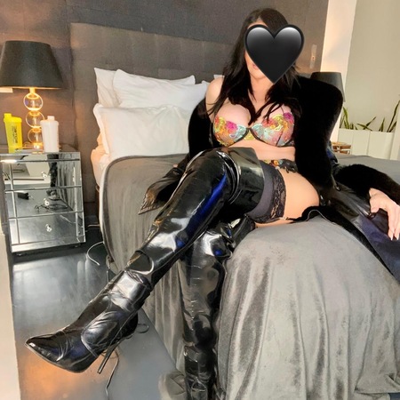 LADY BLACK WIDOW, Berlin-Mitte