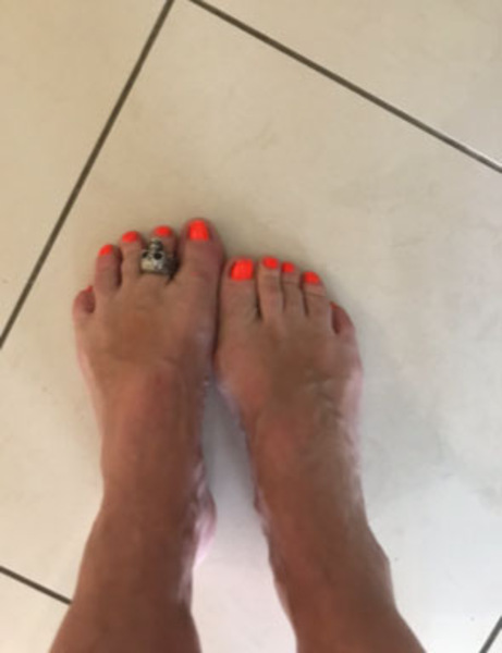 Foto von Bizarr Lady -Janine G*n Stuhl vorhanden