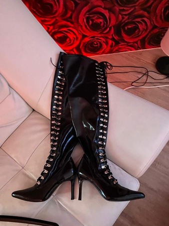 Bizarr Lady -Janine G*n Stuhl vorhanden, Lübeck