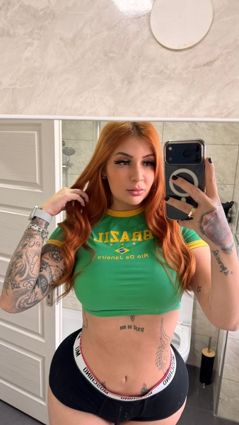 Foto von Jady Britto Mega Top