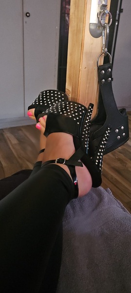 Foto von Lisa dominante animalische Dirty Lady