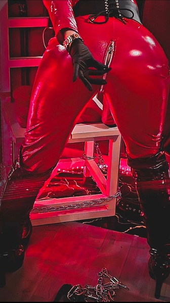 Foto von Lisa dominante animalische Dirty Lady