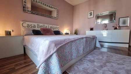 Iza *GANZ NEU* im Casa Bella 2, Leipzig