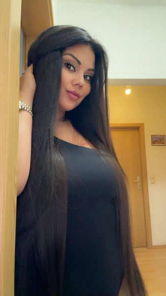 Foto von Lara *Ganz neu aus Ungarn*SEHR HEISSE UNGARISCHE FRAU*