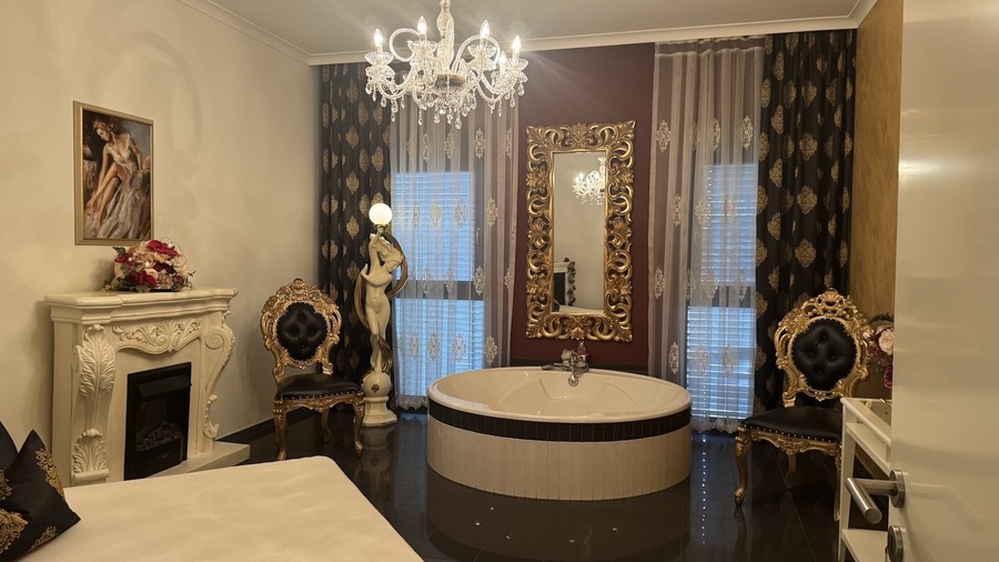 Foto von * HAUS DER FREUDEN *