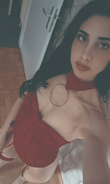 Foto von Ruby  AV KÖNIGIN