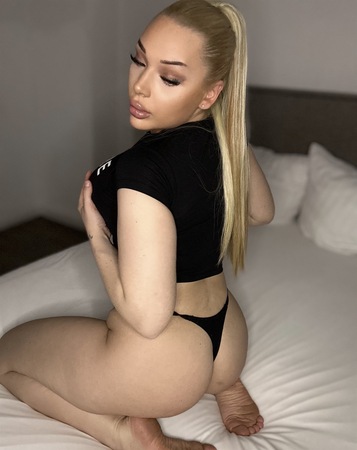 Deine Deutsche Party Blondine aktuell in Düsseldorf, Düsseldorf