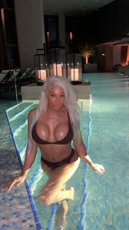 Jessica Blake, Berlin