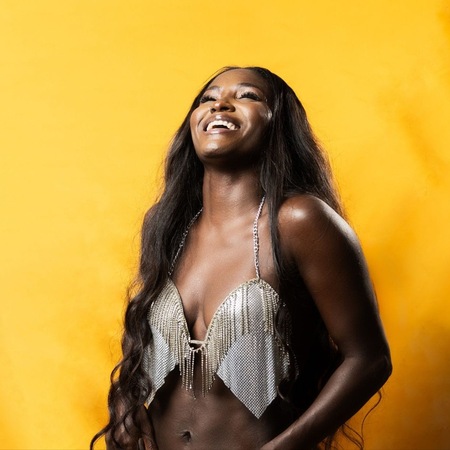 NEU! Naomi geile Perle aus Kolumbien