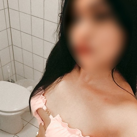 Yazmina, Troisdorf