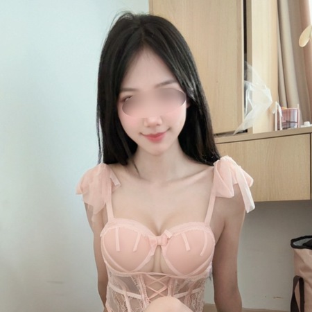 Asia Misaki aus Japan