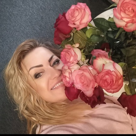 VIKTORIA GANZ NEU, Magdeburg