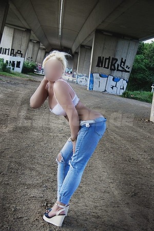 Michell - D**p-Thr**t, Dortmund