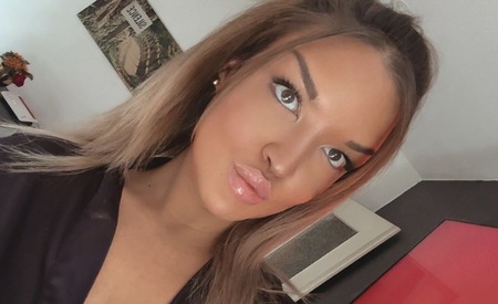 Elina Amara - Bl*wjob-Queen & N*mph*man*n, Kassel