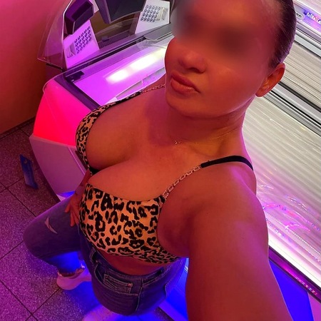 NORA GANZ PRIVAT SERVICE UND LIVE SEXCHAT WHATS-APP!, Ulm