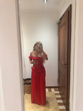 Sofia deutsch/Latina nur für kurze Zeit, München