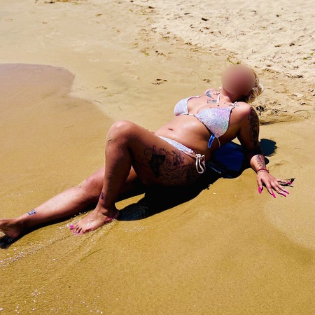 Anna-nur Hausbesuch HotelbesuchtGANZ NEU, Düsseldorf