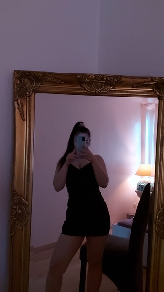 Foto von Loli** GANZ NEU **