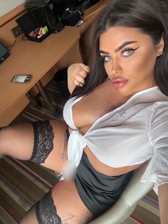 CURVY KIMBERLINA, München