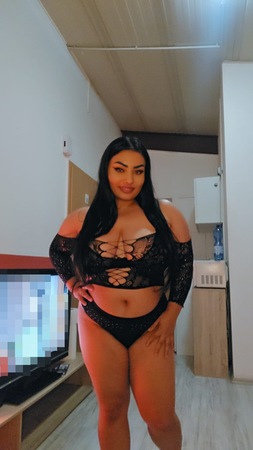 Hot Sarah mit XXXL Tit*en, Leipzig