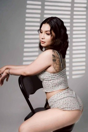 Yiwa Guter Service, Bremerhaven