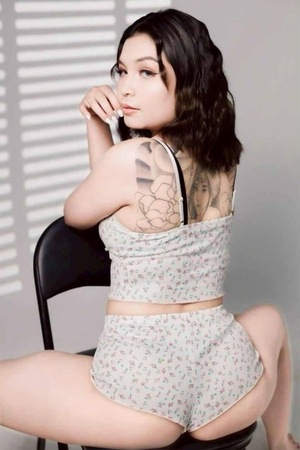 Yiwa Guter Service, Bremerhaven