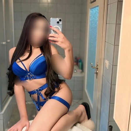 Vanessa Escort, Aurich