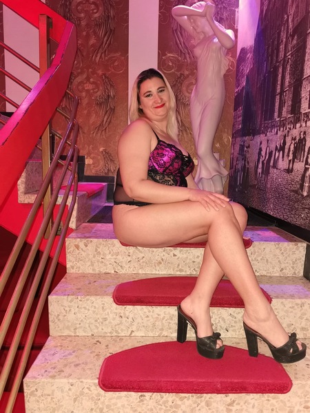 Foto von Mihaela im Studio 79