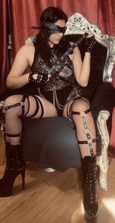 Maya Dominant, Karlsruhe