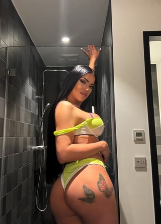 TS Sara Doll, Berlin