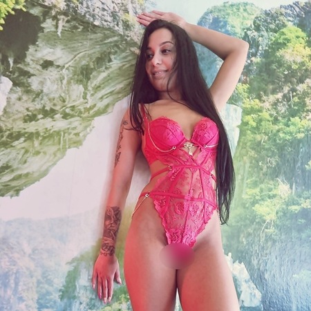 LOLA - Junges Girl 19J, Regensburg