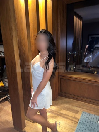 Leyla NUR Haus und Hotelbesuche, München