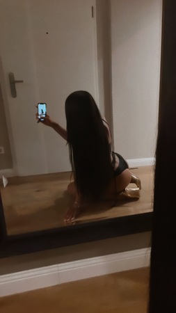 Feminine Ts Barby Amira DELUXXXE, Berlin