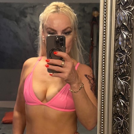 Karina BDSM-Party+SKLnur bis zum 31. Dezember., Osnabrück