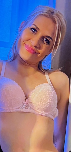 Melani – Koln photo 4