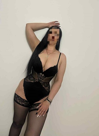 Neu! Mira Milf - bis 21.04.!, Stuttgart