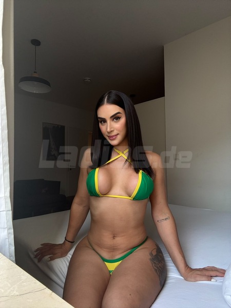 Foto von TS Elloah Guedes NUR WHATSAPP