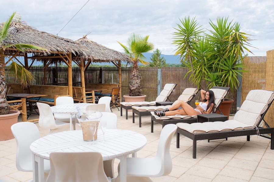 Foto von Willkommen im größten und exklusivsten Club der Region...