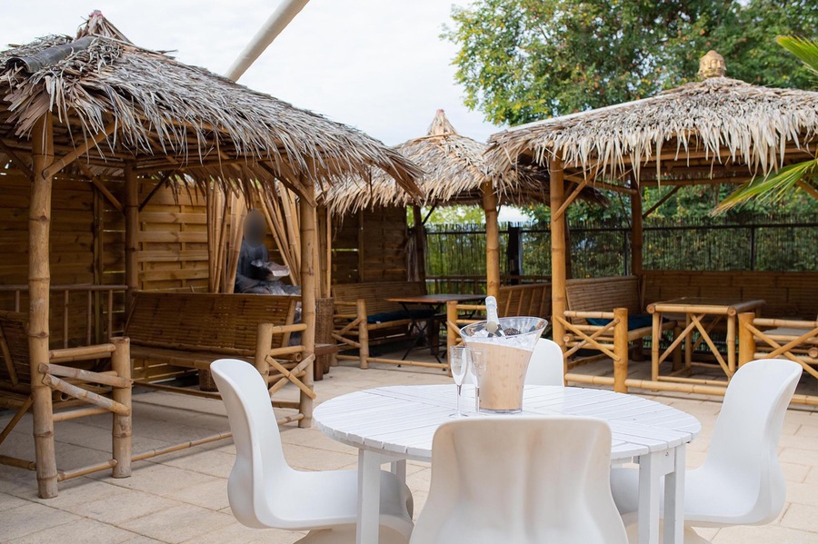 Foto von Willkommen im größten und exklusivsten Club der Region...