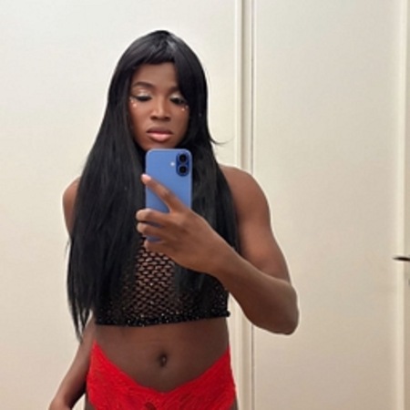 TS Clara- Nur Whatsapp, Frankfurt am Main