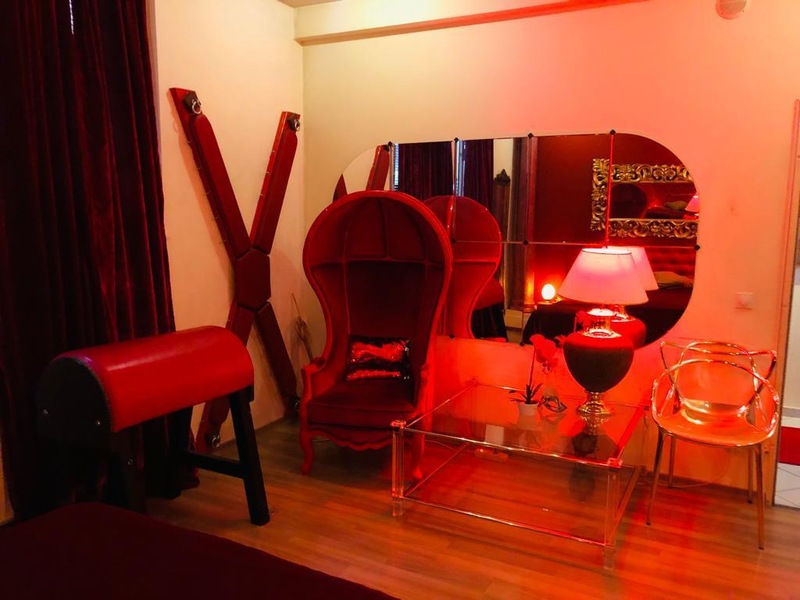 Foto von Castell Roissy - Bizarrstudio