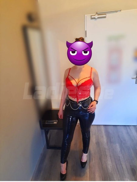 Foto von Lady Mira Profi in KV