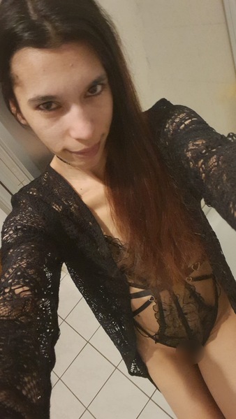 Foto von Yasmin *GANZ NEU*