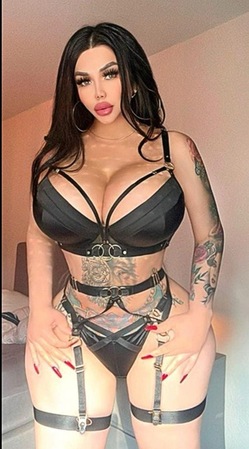 Latina Kendal Sexy Bombe, Duisburg