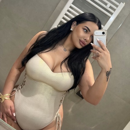 SELENA NEU NEU NEU, Bremen