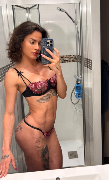 Foto von Trans Valentina Fox